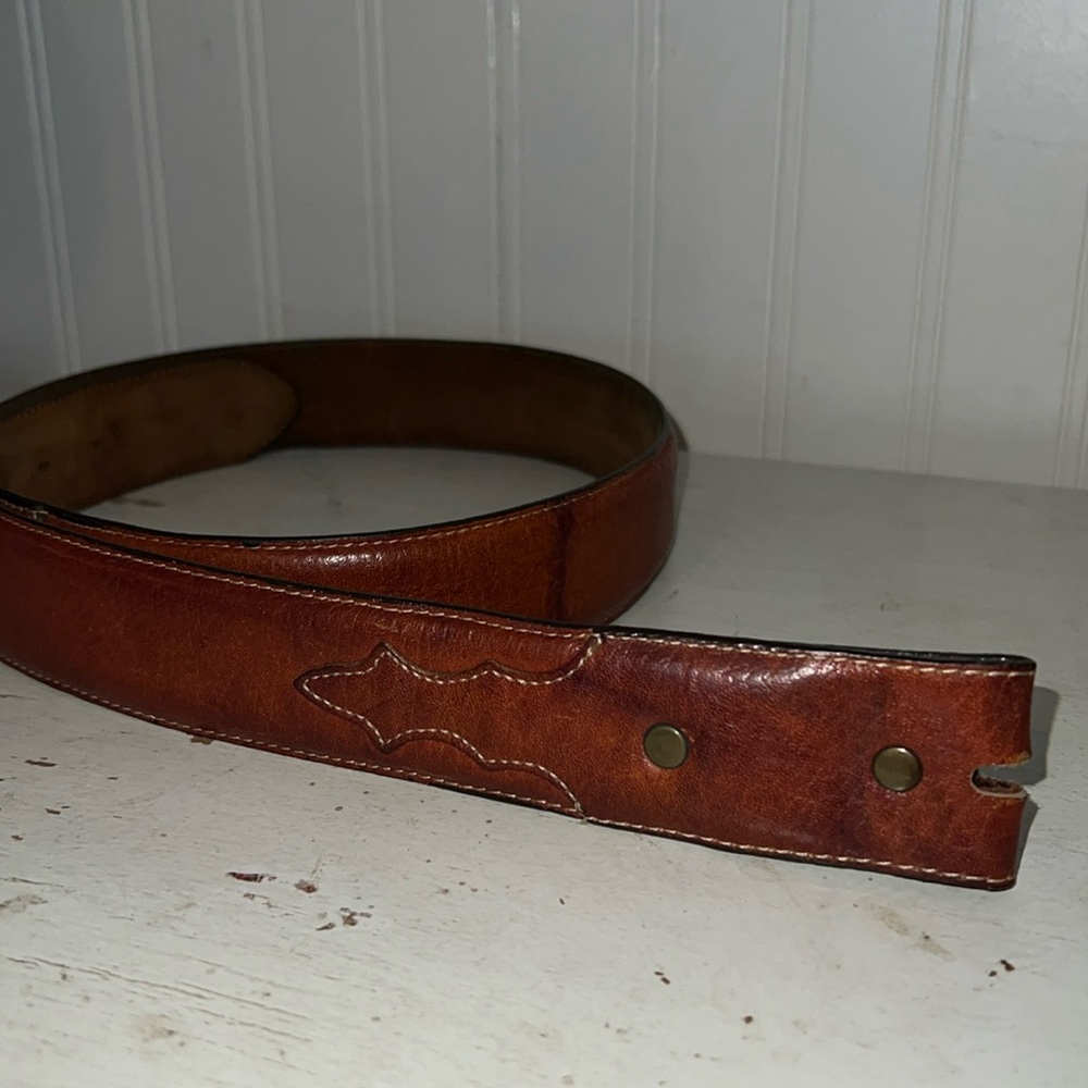 Vintage Leegin brown leather western belt size 33” - 38”